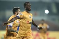 Modou Sougou of Mumbai City FC wheels away after scoring against Bengaluru FC (Image Courtesy: ISL)